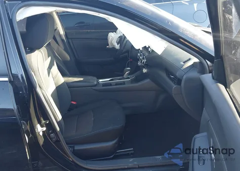 2025 Nissan Sentra Sv z USA, uszkodzony, nr VIN 3N1AB8CV2SY266944